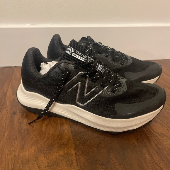 NWB New Balance Dynasoft Nitrel V5 Size 8.5 - Picture 3 of 5